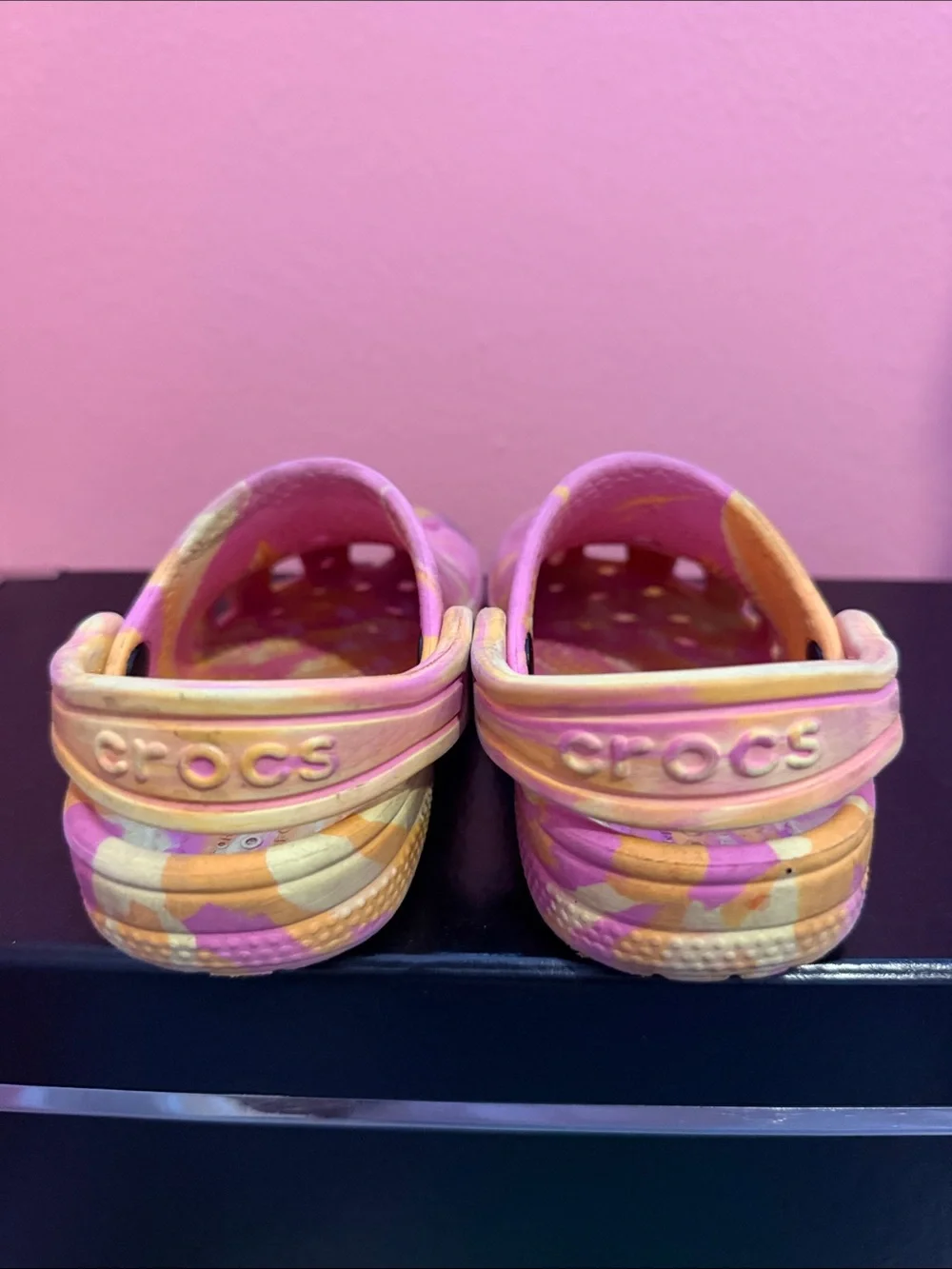 Crocs Kids Pink and Yellow Tie-Dye Clog Shoes toddler 7
